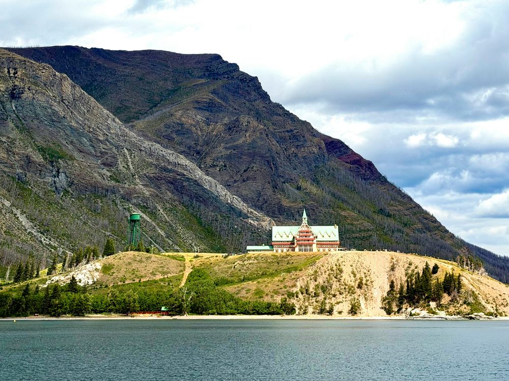 Waterton townsite, AB